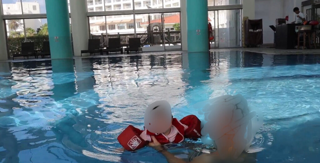 ANAインターコンチネンタル石垣リゾートのインドアプール