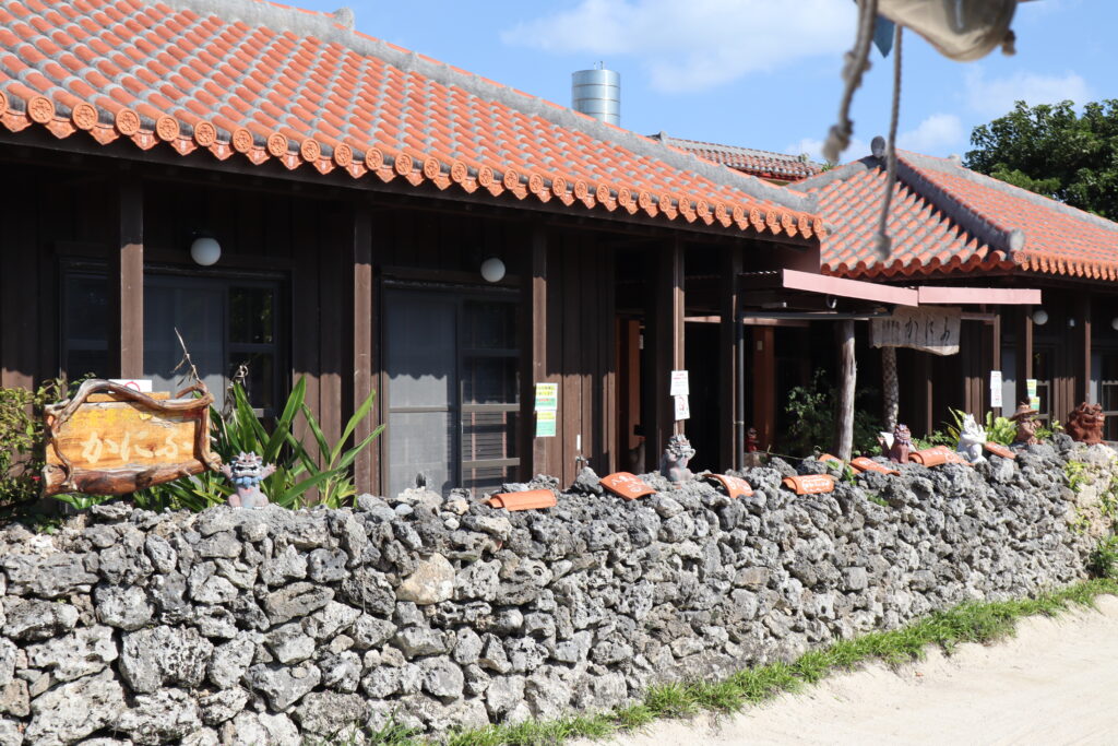 竹富島の集落の様子