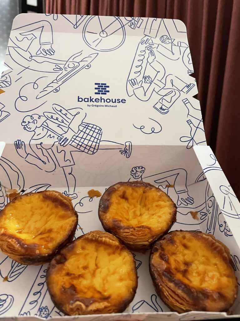 香港にあるBAKEHOUSEの有名エッグタルト