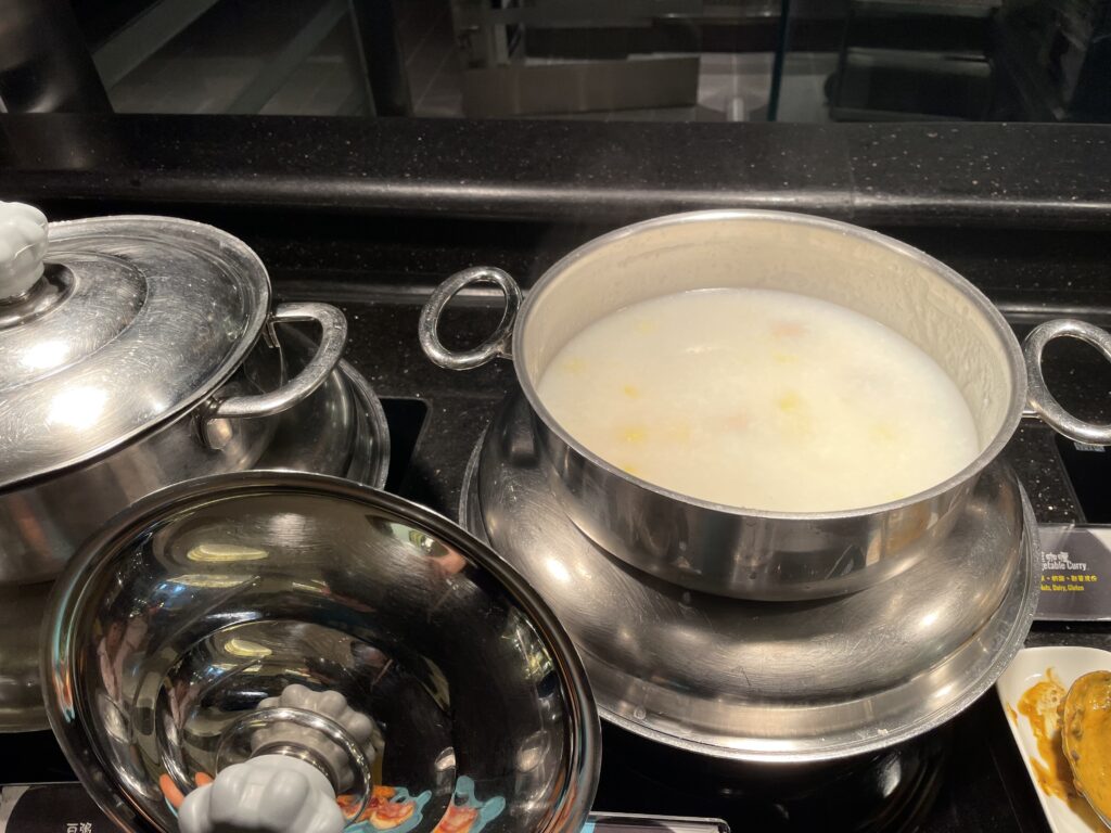 香港ディズニーハリウッドホテルのインク＆プレート