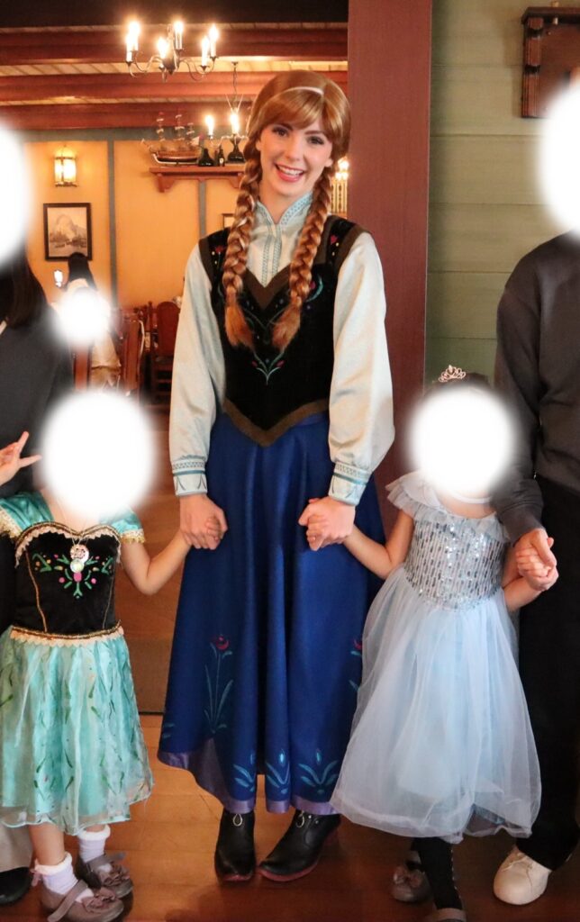 香港ディズニーランドのKlook限定アレンデールロイヤルブレックファストビュッフェ