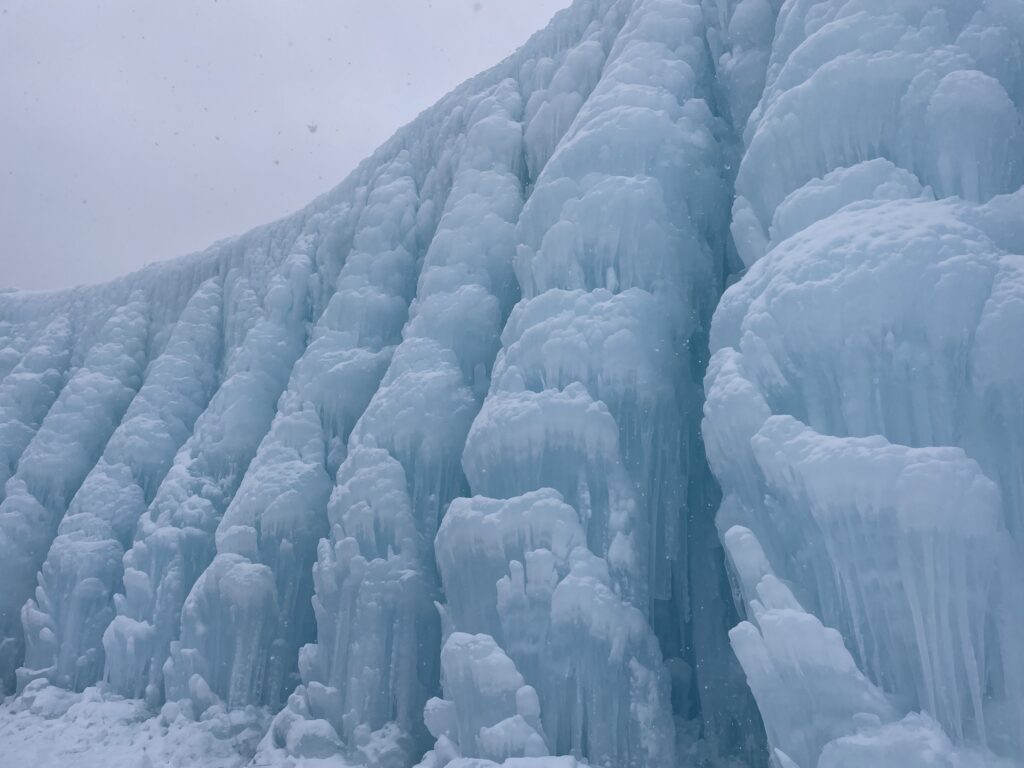 支笏湖氷濤まつり